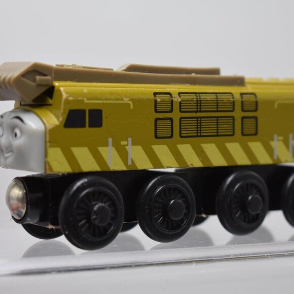 2003 Diesel 10 Happy Face - Thomas the Train Wooden Railway Tank Engine Friends - Picture 4 of 13